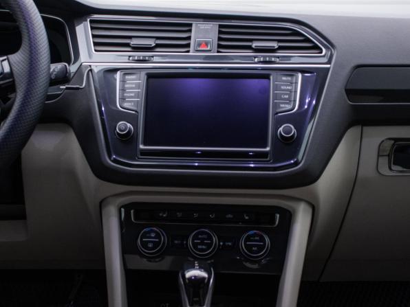 Volkswagen Tiguan II с пробегом 2017 года, цена 2 197 000 рублей, 135029 км, внедорожник, Автокод Объявления