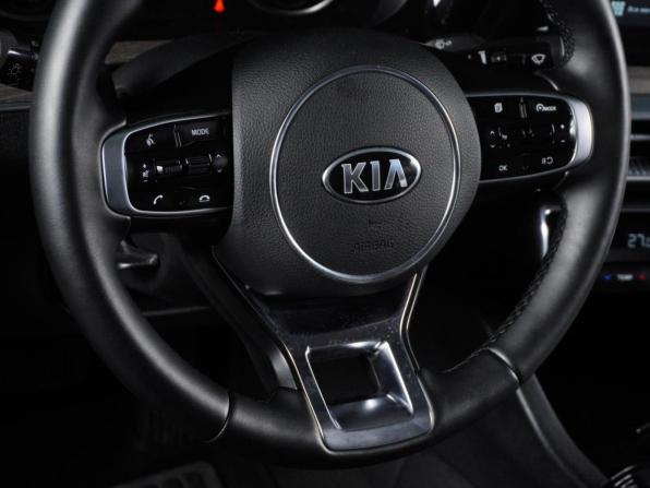 Kia K5 III с пробегом 2020 года, цена 2 350 000 рублей, 89928 км, седан, Автокод Объявления