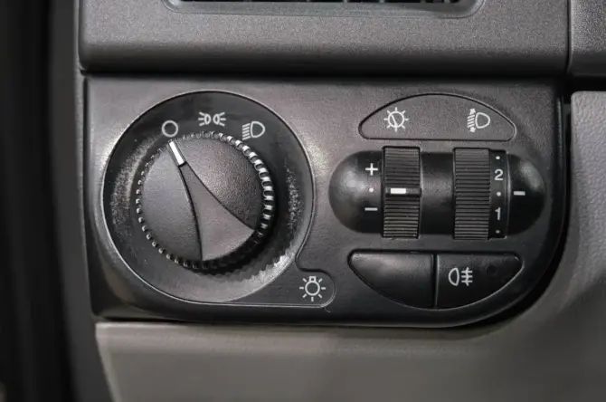 Lada (ВАЗ) Priora I с пробегом 2011 года, цена 279 000 рублей, 192000 км, хэтчбек, Автокод Объявления