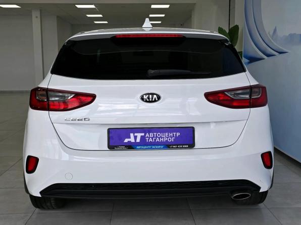 Kia Ceed III с пробегом 2018 года, цена 1 635 000 рублей, 160000 км, хэтчбек, Автокод Объявления