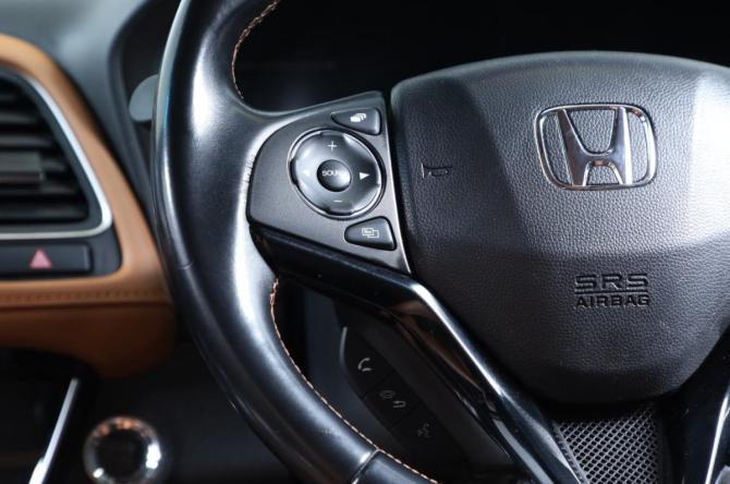 Honda Vezel I Рестайлинг с пробегом 2018 года, цена 2 129 000 рублей, 71000 км, внедорожник, Автокод Объявления