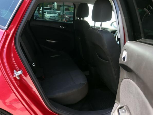 Opel Astra J с пробегом 2010 года, цена 549 000 рублей, 138000 км, хэтчбек, Автокод Объявления