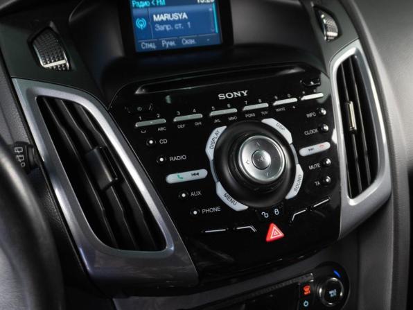Ford Focus III с пробегом 2012 года, цена 1 070 000 рублей, 240624 км, хэтчбек, Автокод Объявления