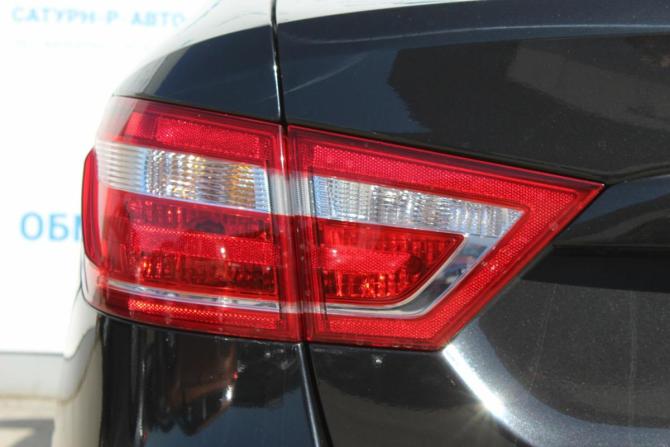 Lada (ВАЗ) Vesta I с пробегом 2018 года, цена 790 000 рублей, 103000 км, седан, Автокод Объявления