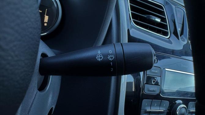 Renault Logan II Рестайлинг с пробегом 2019 года, цена 830 000 рублей, 174834 км, седан, Автокод Объявления