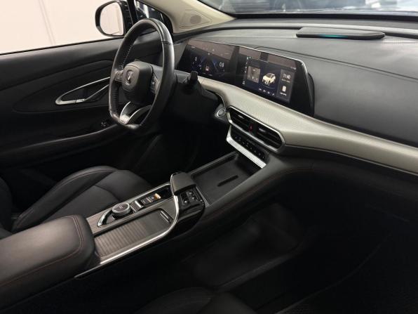 Changan UNI-T I с пробегом 2023 года, цена 2 199 900 рублей, 45445 км, внедорожник, Автокод Объявления
