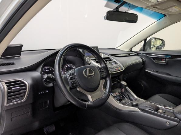 Lexus NX I с пробегом 2015 года, цена 2 490 000 рублей, 92726 км, внедорожник, Автокод Объявления