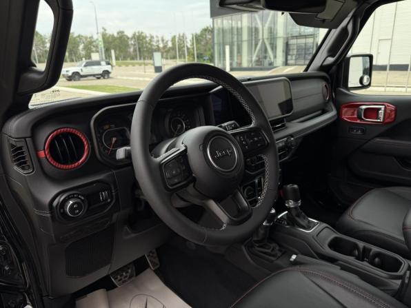 Jeep Wrangler IV (JL) Рестайлинг с пробегом 2024 года, цена 7 500 000 рублей, 4500 км, внедорожник, Автокод Объявления