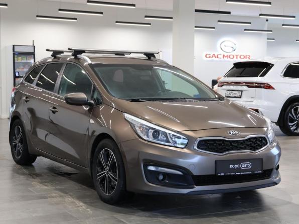 Kia Ceed II Рестайлинг с пробегом 2017 года, цена 985 000 рублей, 191026 км, универсал, Автокод Объявления
