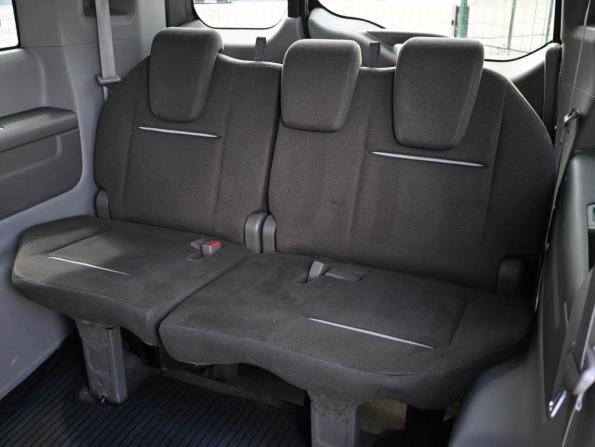 Honda Stepwgn V с пробегом 2016 года, цена 1 549 000 рублей, 201345 км, минивэн, Автокод Объявления