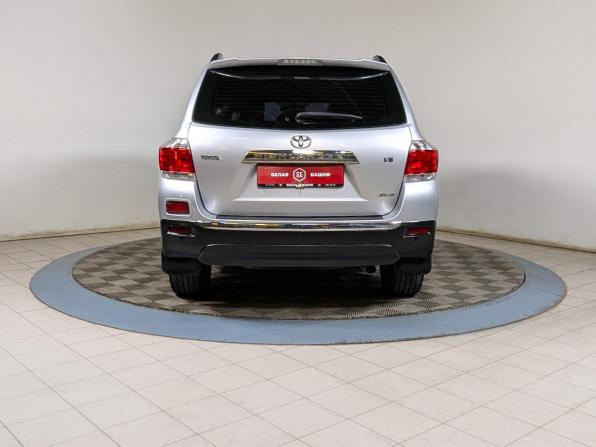 Toyota Highlander II (XU40) Рестайлинг с пробегом 2011 года, цена 2 049 500 рублей, 244000 км, внедорожник, Автокод Объявления