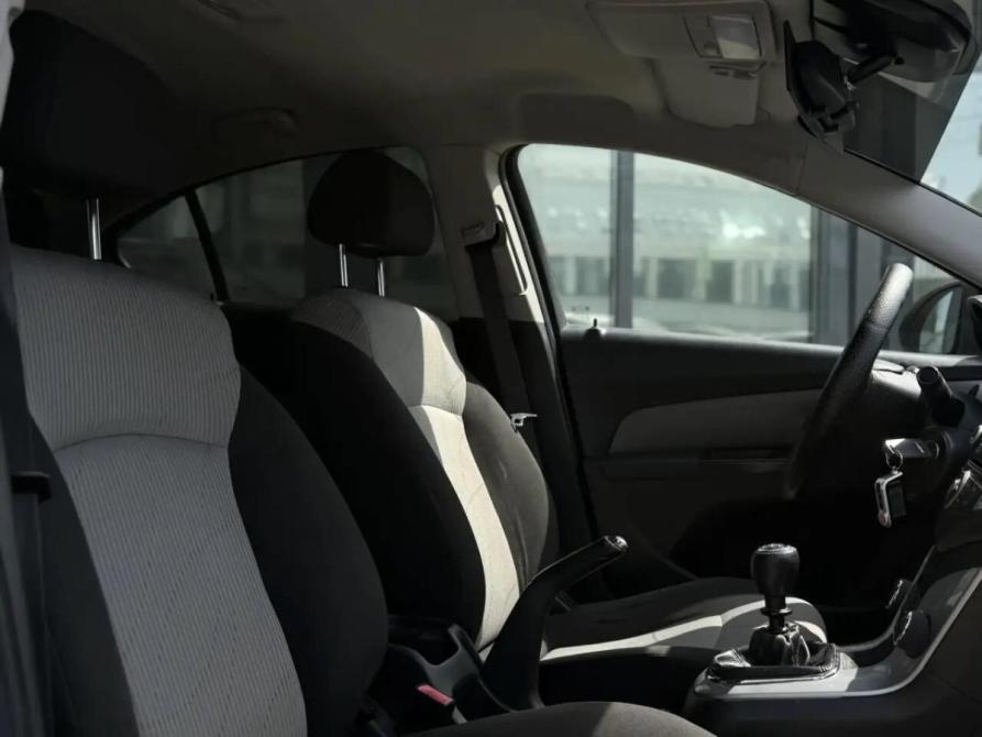 Chevrolet Cruze I Рестайлинг Ижевск  - изображение 26