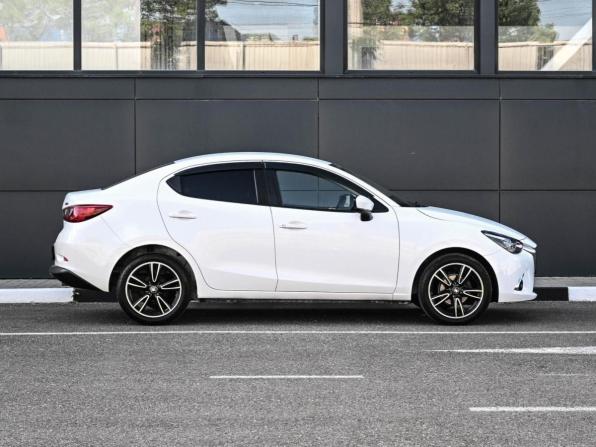 Mazda 2 III (DJ) Рестайлинг с пробегом 2021 года, цена 1 484 000 рублей, 77700 км, хэтчбек, Автокод Объявления