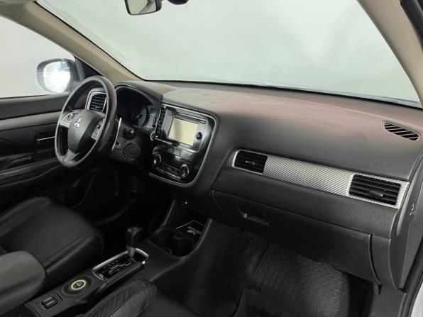 Mitsubishi Outlander III Рестайлинг с пробегом 2014 года, цена 1 429 000 рублей, 186666 км, внедорожник, Автокод Объявления