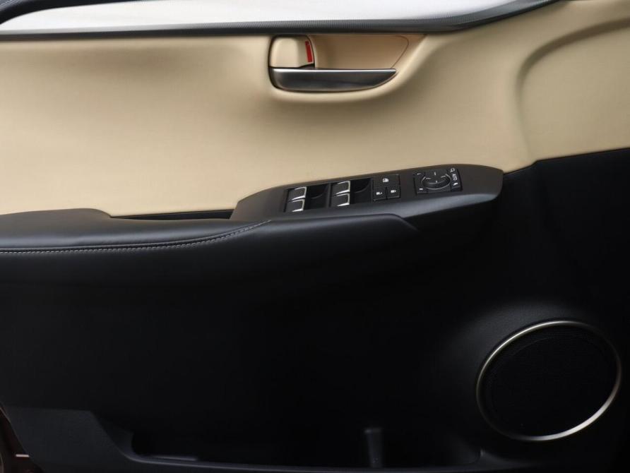 Lexus NX I Рестайлинг Казань  - изображение 9