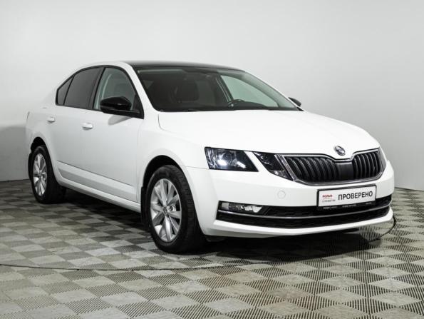 Skoda Octavia III (A7) Рестайлинг с пробегом 2017 года, цена 1 749 700 рублей, 125387 км, лифтбек, Автокод Объявления