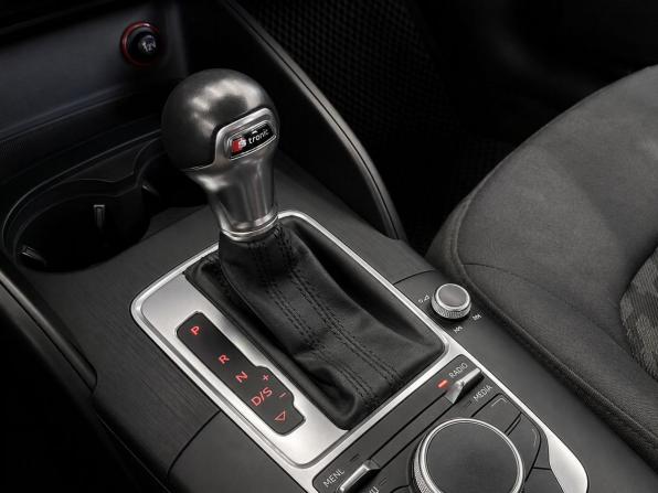 Audi A3 III (8V) с пробегом 2013 года, цена 1 109 000 рублей, 197146 км, хэтчбек, Автокод Объявления