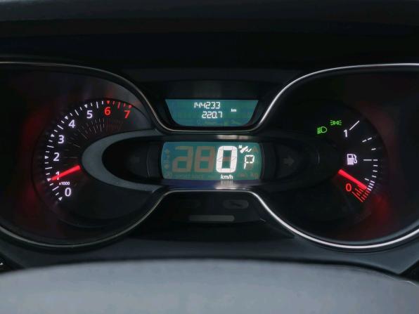 Renault Kaptur I Рестайлинг с пробегом 2021 года, цена 1 200 000 рублей, 144041 км, внедорожник, Автокод Объявления