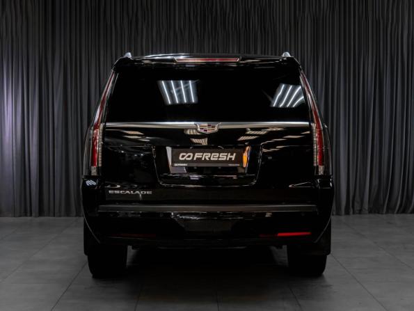 Cadillac Escalade IV с пробегом 2015 года, цена 3 699 000 рублей, 141826 км, внедорожник, Автокод Объявления
