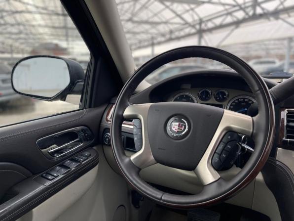 Cadillac Escalade III с пробегом 2011 года, цена 2 195 000 рублей, 208452 км, внедорожник, Автокод Объявления
