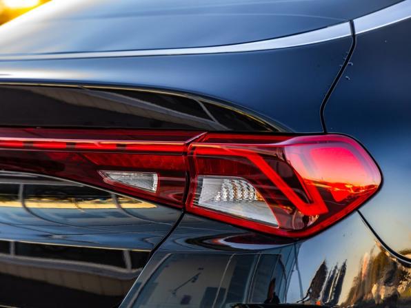 Kia K5 III с пробегом 2021 года, цена 2 550 000 рублей, 132900 км, седан, Автокод Объявления
