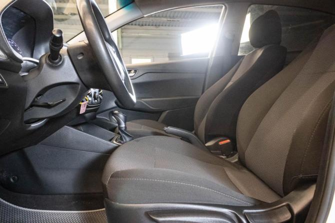 Hyundai Solaris II с пробегом 2020 года, цена 989 000 рублей, 93401 км, седан, Автокод Объявления