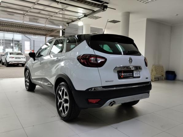 Renault Kaptur I с пробегом 2016 года, цена 1 350 000 рублей, 148000 км, внедорожник, Автокод Объявления