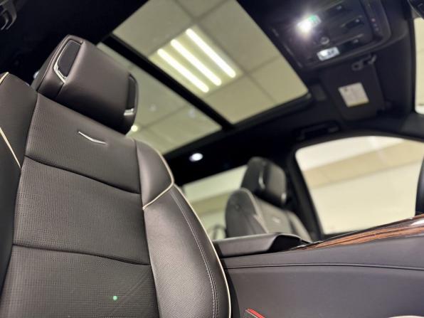Cadillac Escalade V с пробегом 2021 года, цена 9 500 000 рублей, 43824 км, внедорожник, Автокод Объявления