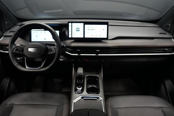 Geely Okavango I Рестайлинг с пробегом 2024 года, цена 3 099 000 рублей, 10000 км, внедорожник, Автокод Объявления