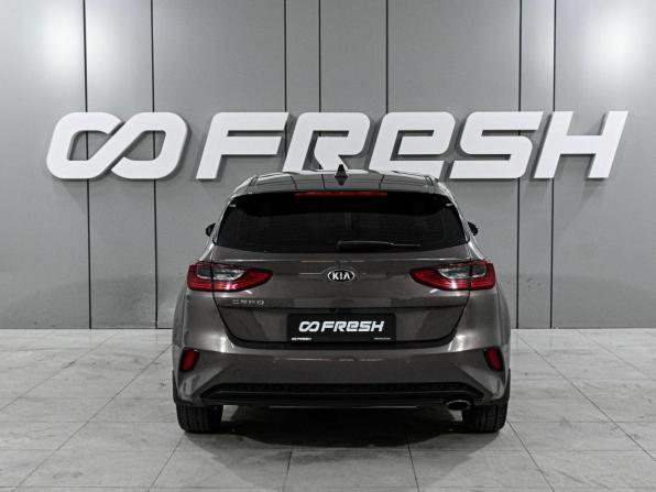 Kia Ceed III с пробегом 2020 года, цена 1 899 000 рублей, 84742 км, хэтчбек, Автокод Объявления