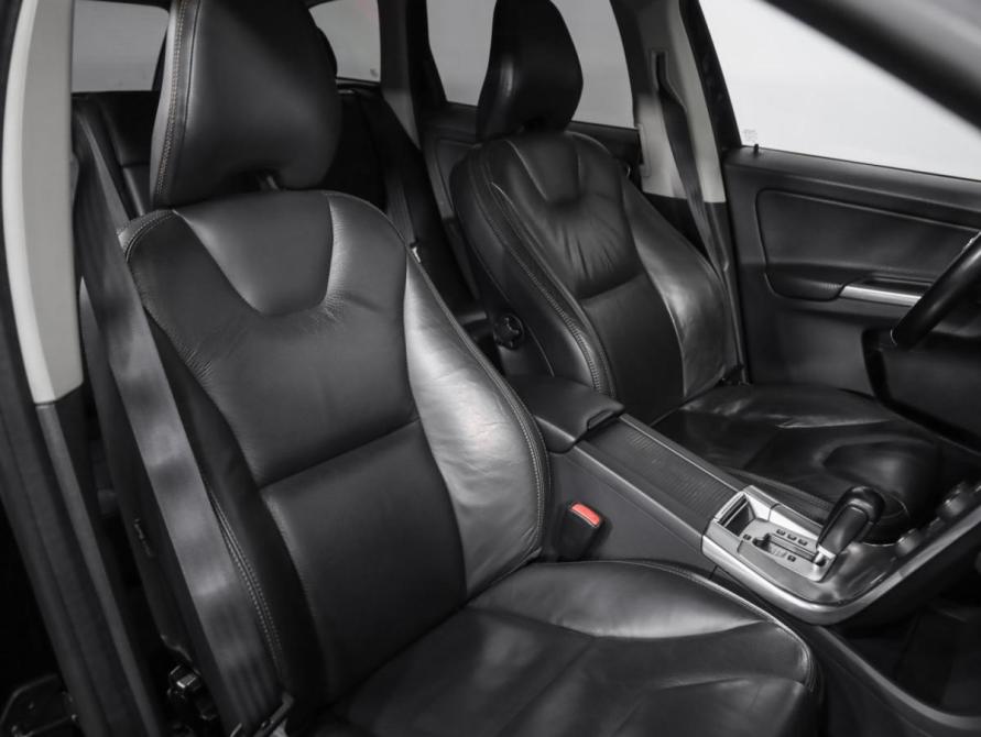 Volvo XC60 I Санкт-Петербург  - изображение 22