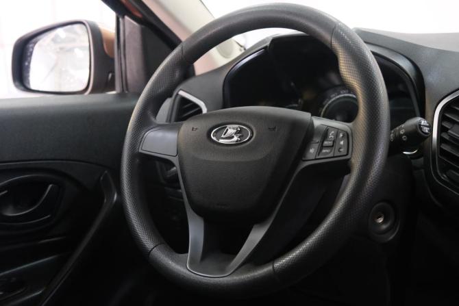 Lada (ВАЗ) XRAY I с пробегом 2017 года, цена 879 000 рублей, 47100 км, хэтчбек, Автокод Объявления