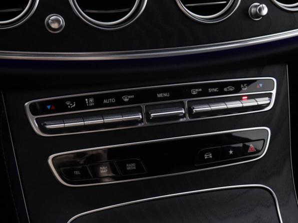 Mercedes-Benz E-Класс V (W213 S213 C238) Рестайлинг с пробегом 2020 года, цена 4 997 000 рублей, 50775 км, седан, Автокод Объявления
