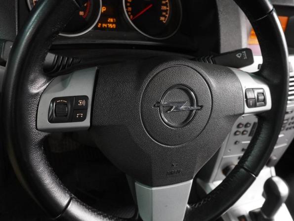 Opel Astra H Рестайлинг с пробегом 2012 года, цена 669 000 рублей, 214759 км, универсал, Автокод Объявления