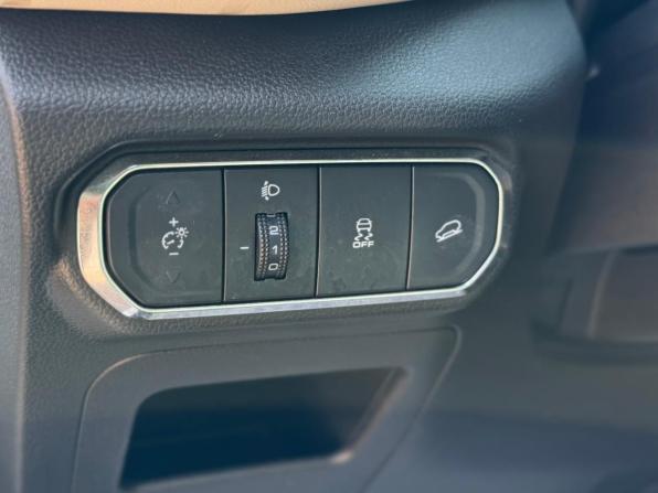 Haval Jolion I с пробегом 2023 года, цена 1 645 000 рублей, 71567 км, внедорожник, Автокод Объявления