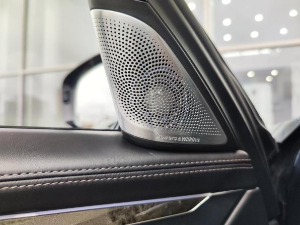 BMW 7 серии VI (G11/G12) с пробегом 2016 года, цена 2 999 000 рублей, 137112 км, седан, Автокод Объявления