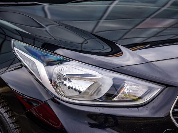 Hyundai Solaris II с пробегом 2017 года, цена 958 000 рублей, 203505 км, седан, Автокод Объявления