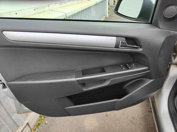 Opel Astra H Рестайлинг с пробегом 2011 года, цена 535 000 рублей, 173036 км, хэтчбек, Автокод Объявления