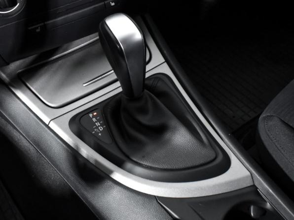 BMW 1 серии I (E81/E82/E87/E88) Рестайлинг с пробегом 2011 года, цена 990 000 рублей, 68492 км, хэтчбек, Автокод Объявления