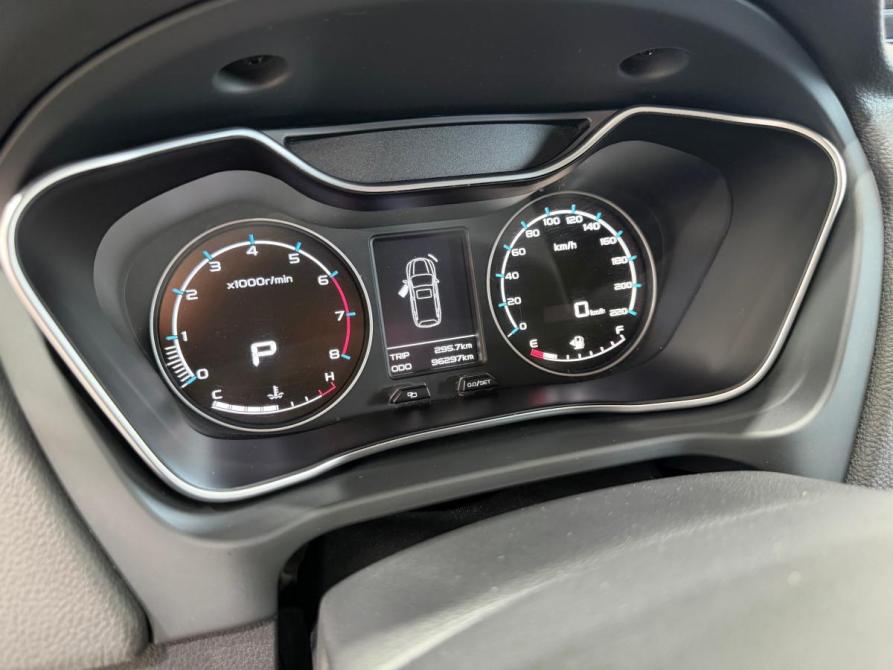 Geely Emgrand X7 I Рестайлинг 2 Ставрополь  - изображение 10