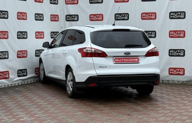 Ford Focus III с пробегом 2013 года, цена 529 990 рублей, 271346 км, универсал, Автокод Объявления