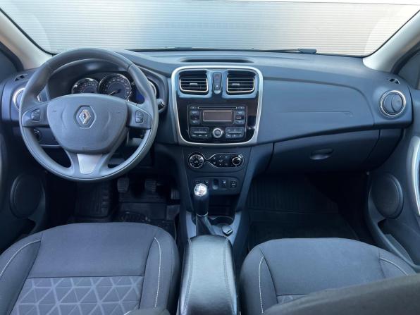 Renault Sandero II с пробегом 2017 года, цена 1 093 000 рублей, 73500 км, хэтчбек, Автокод Объявления