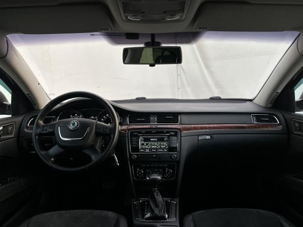 Skoda Superb II с пробегом 2012 года, цена 1 100 000 рублей, 178500 км, лифтбек, Автокод Объявления