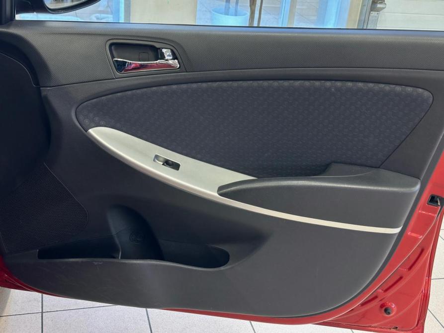 Hyundai Solaris I Волгоград  - изображение 16