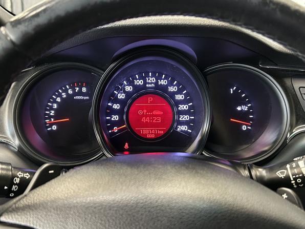Kia Ceed II Рестайлинг с пробегом 2018 года, цена 960 000 рублей, 133141 км, универсал, Автокод Объявления
