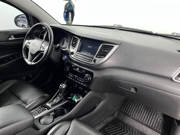 Hyundai Tucson III с пробегом 2017 года, цена 2 300 000 рублей, 133922 км, внедорожник, Автокод Объявления