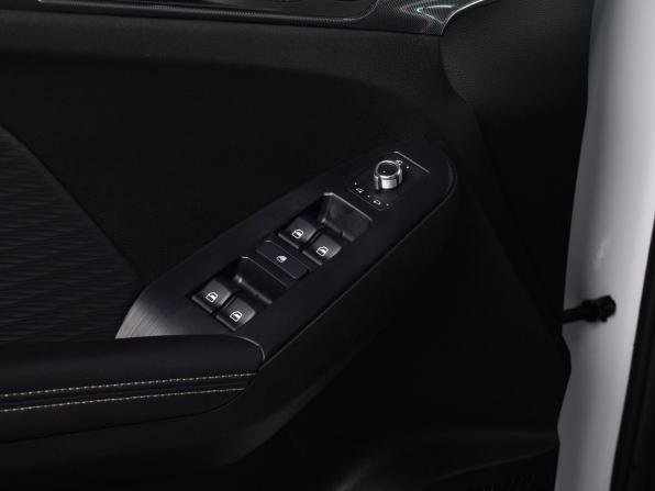 Haval Jolion I Рестайлинг с пробегом 2024 года, цена 1 999 995 рублей, 40848 км, внедорожник, Автокод Объявления