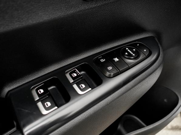 Kia Rio IV с пробегом 2019 года, цена 1 380 000 рублей, 134450 км, седан, Автокод Объявления