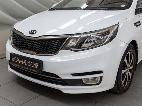 Kia Rio III Рестайлинг с пробегом 2016 года, цена 1 098 000 рублей, 80323 км, седан, Автокод Объявления