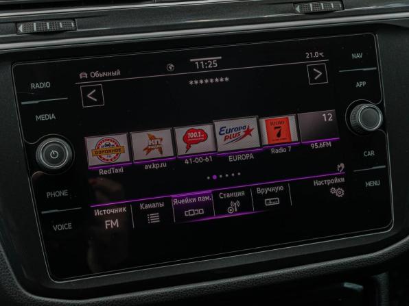 Volkswagen Tiguan II Рестайлинг с пробегом 2021 года, цена 3 090 000 рублей, 89496 км, внедорожник, Автокод Объявления